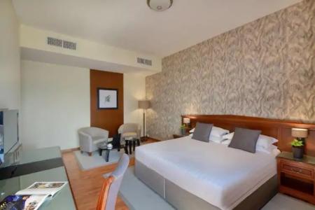 Majestic City Retreat - 106