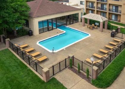 Courtyard Williamsburg - Busch Gardens - 18