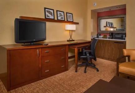 Courtyard Williamsburg - Busch Gardens - 5