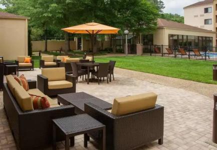 Courtyard Williamsburg - Busch Gardens - 19