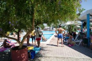 Kamemi Village & Camping, Ribera