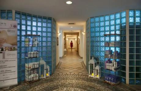 Oasis Spa Club Dead Sea