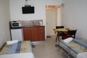 Ga'aton Motel, Nahariyya