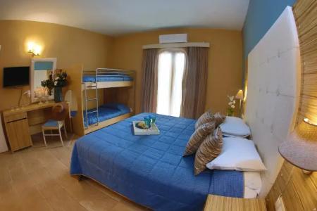 Dolphin Bay Family Beach Resort - 46