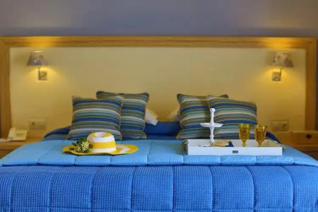 Dolphin Bay Family Beach Resort - 54