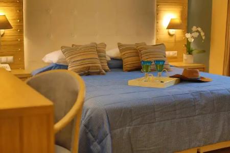 Dolphin Bay Family Beach Resort - 51