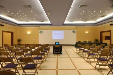 Dolphin Bay Family Beach Resort - 21