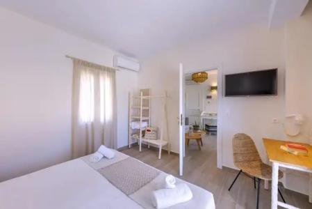 Dolphin Bay Family Beach Resort - 62