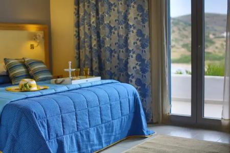 Dolphin Bay Family Beach Resort - 4