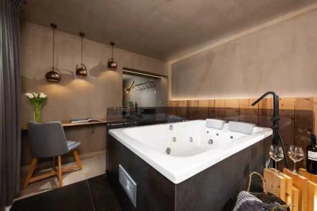 Tsikeli Boutique Meteora - Adults Friendly - 258