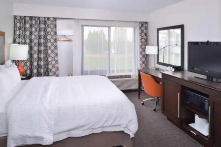 Hampton Inn Portland East - 15