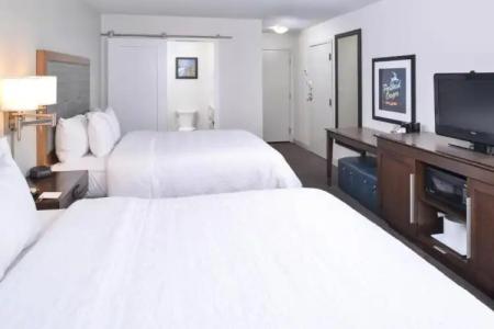 Hampton Inn Portland East - 50