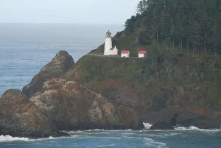 Hampton Inn Portland East - 19