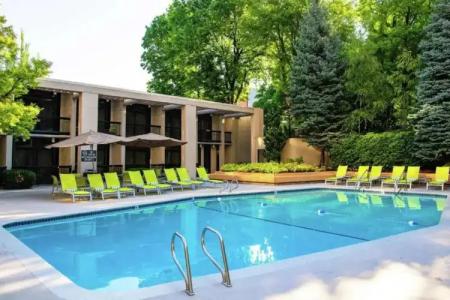 DoubleTree by Hilton Portland - 17