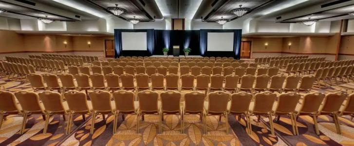 DoubleTree by Hilton Portland - 20