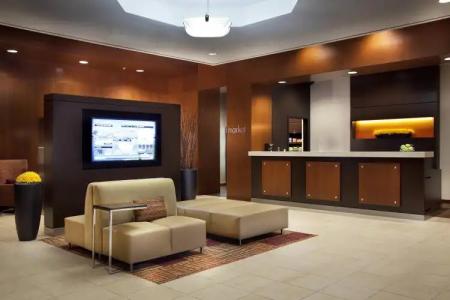 Courtyard Portland Downtown / Convention Center - 1