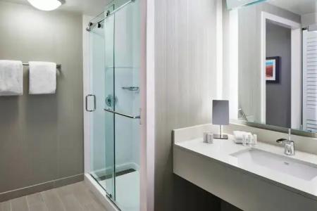 Courtyard Portland Downtown / Convention Center - 34