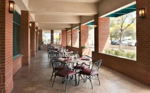 Tucson Marriott University Park - 12