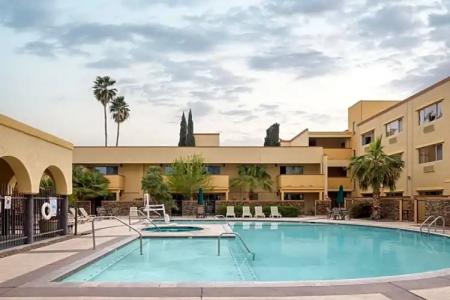 La Quinta by Wyndham Tucson - Reid Park - 44