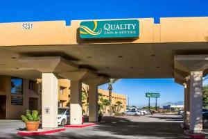 Ramada by Wyndham Airport Hotel, Tucson
