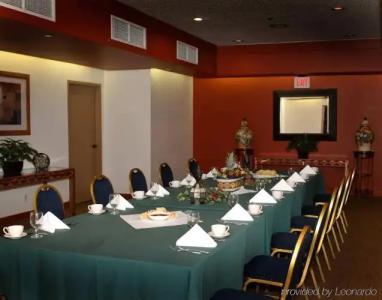 DoubleTree by Hilton Tucson-Reid Park - 27