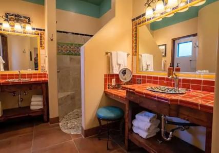 Hacienda del Sol Guest Ranch Resort - 67