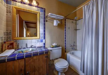 Hacienda del Sol Guest Ranch Resort - 9