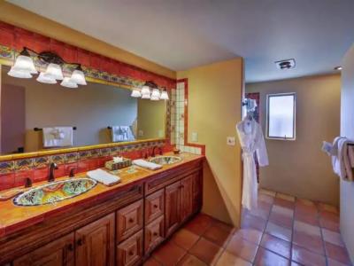 Hacienda del Sol Guest Ranch Resort - 86