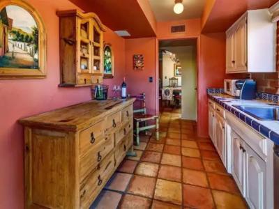 Hacienda del Sol Guest Ranch Resort - 32