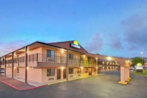 Days Inn by Wyndham East Albuquerque, Albuquerque