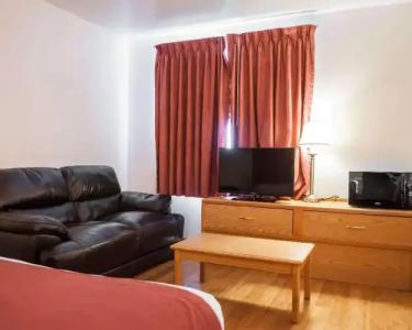 Econo Lodge Old Town Albuquerque - 40