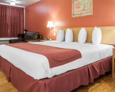 Econo Lodge Old Town Albuquerque - 17