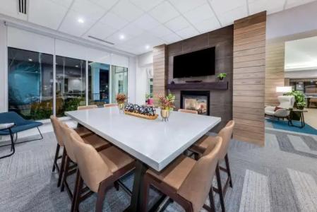 Hilton Garden Inn Albuquerque/Journal Center - 33