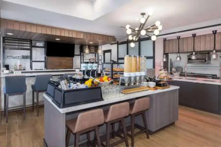 Hilton Garden Inn Albuquerque/Journal Center - 34