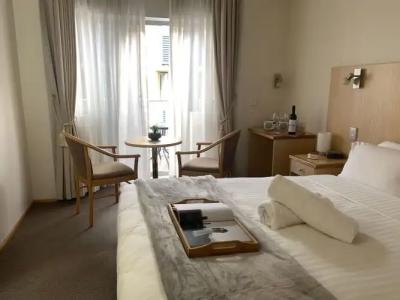 Airport Ascot Motel - 38