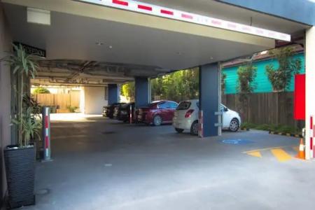 Airport Ascot Motel - 13