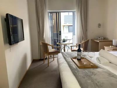 Airport Ascot Motel - 3