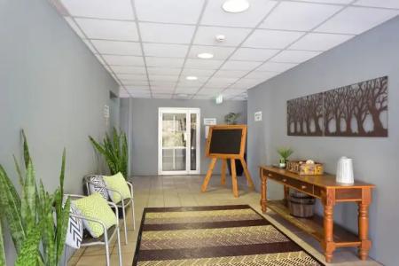 Rocklea International Motel - 11