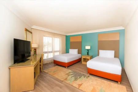 Mövenpick Resort Petra - 2