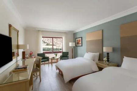 Mövenpick Resort Petra - 51