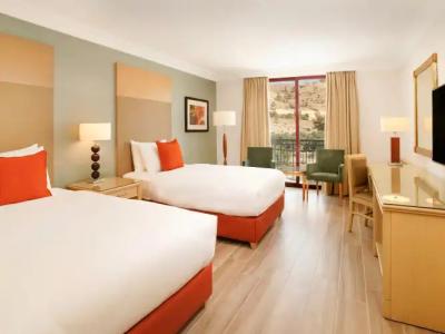 Mövenpick Resort Petra - 40