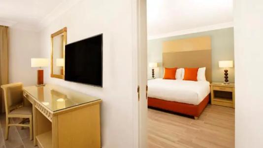 Mövenpick Resort Petra - 56