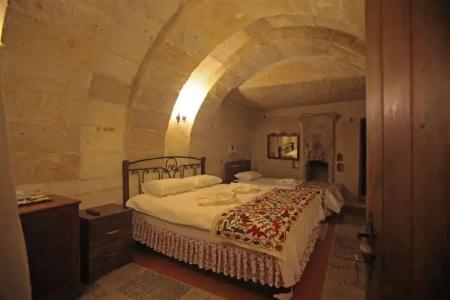 Tulip Cave Suites - 1