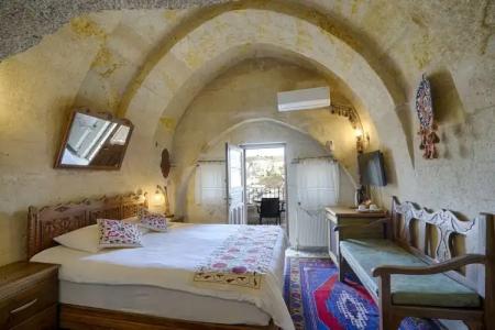 Tulip Cave Suites - 106