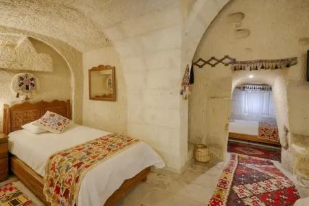 Tulip Cave Suites - 138