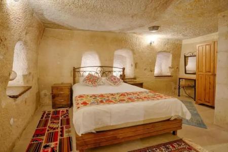 Tulip Cave Suites - 166