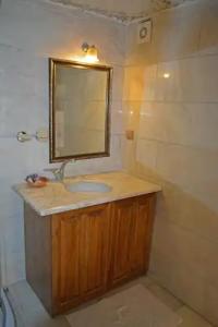 Tulip Cave Suites - 50