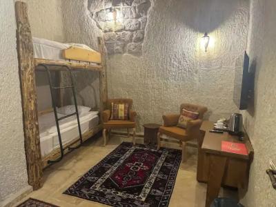 Tulip Cave Suites - 185