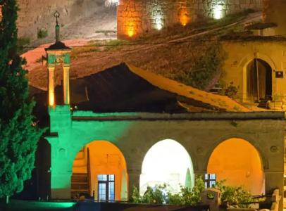 Tulip Cave Suites - 29