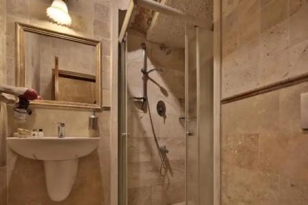 Center Cave House - 66